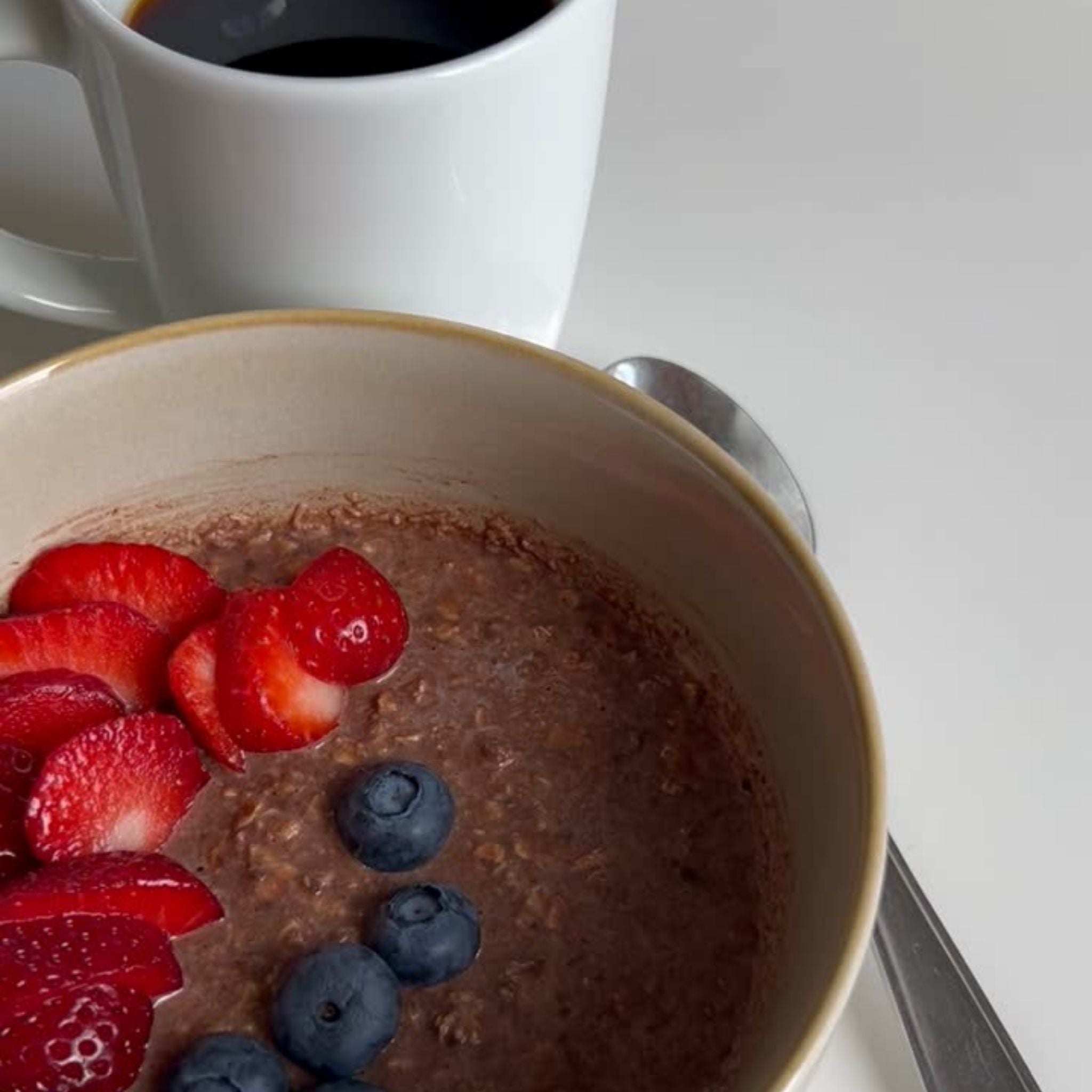 1 KG Coconut Chocolate Protein Porridge | Performance Oats